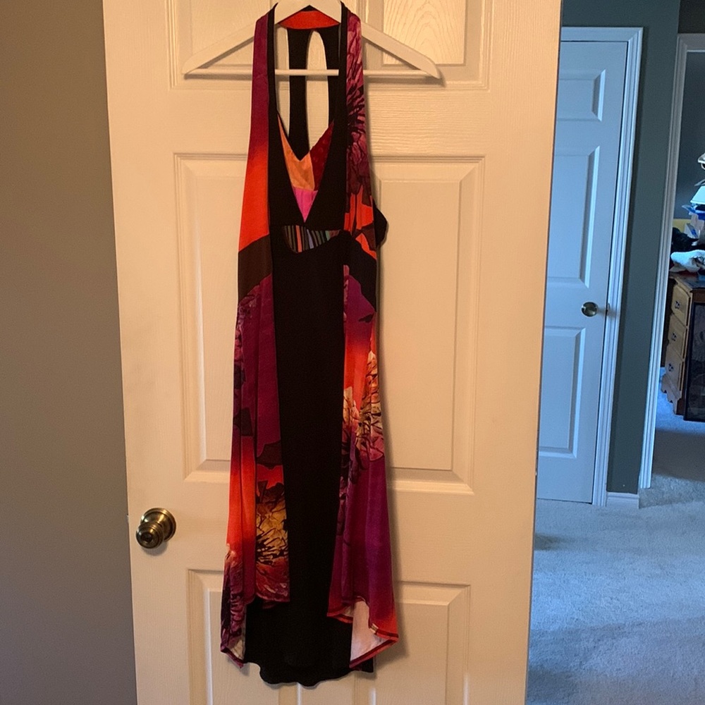 Pre love dress recycled material love this dress to bad size 10